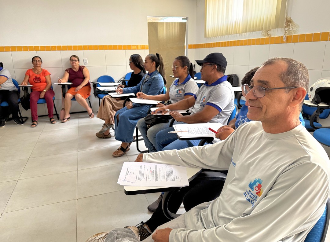 Agentes Comunitários de Saúde de Queimadas participam de capacitação sobre Arboviroses